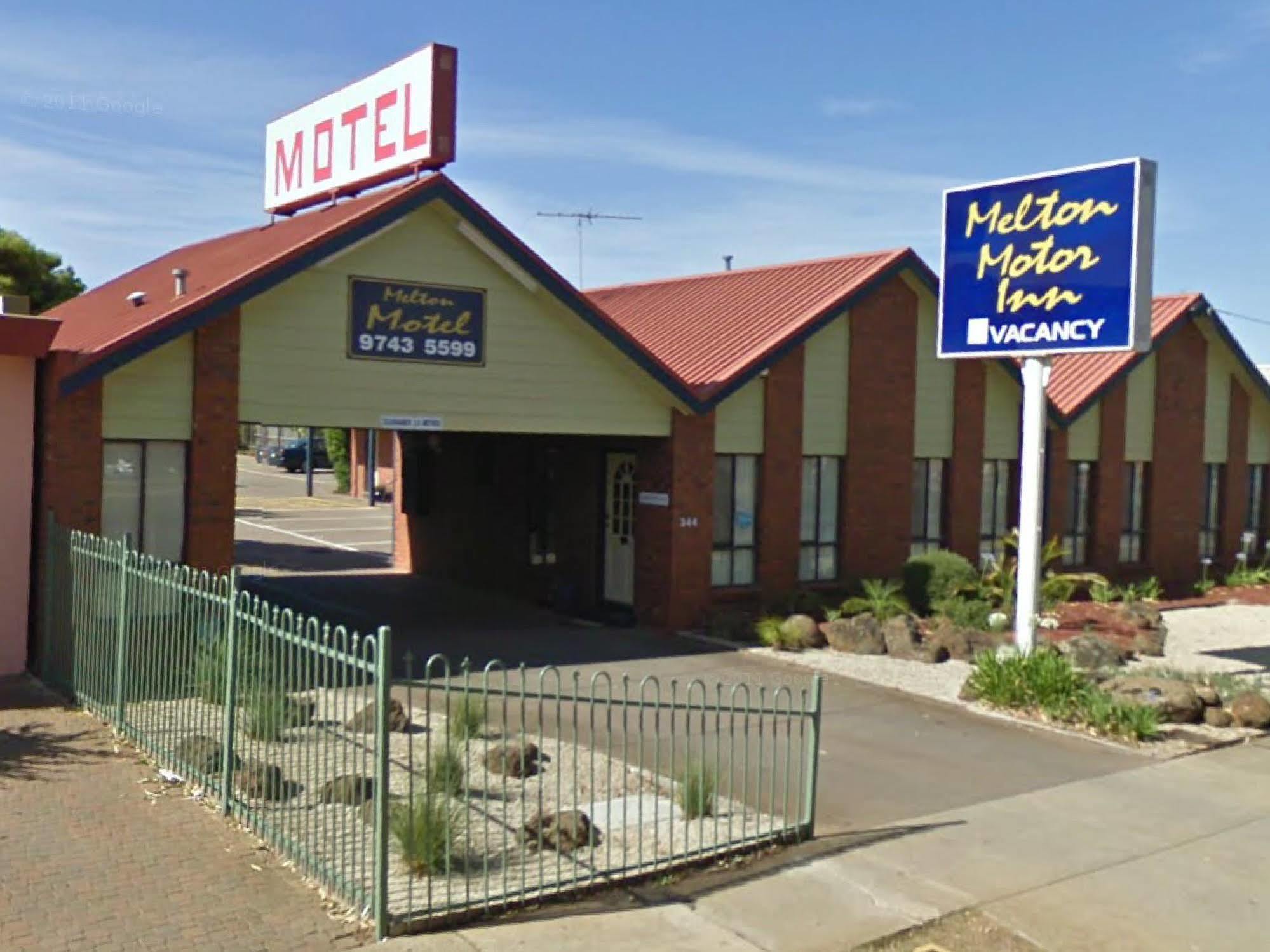 Melton Motor Inn And Apartments Exterior photo